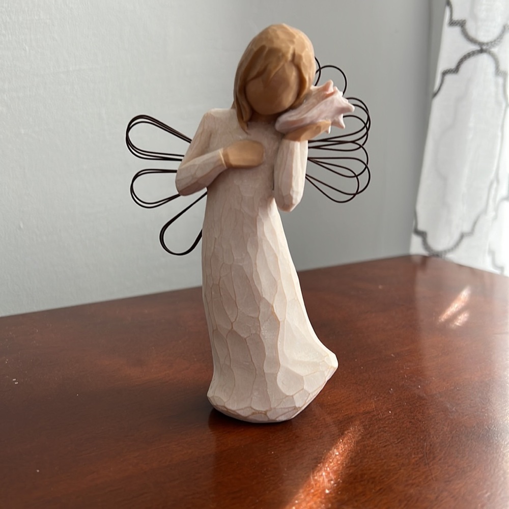 Willow Tree figurine